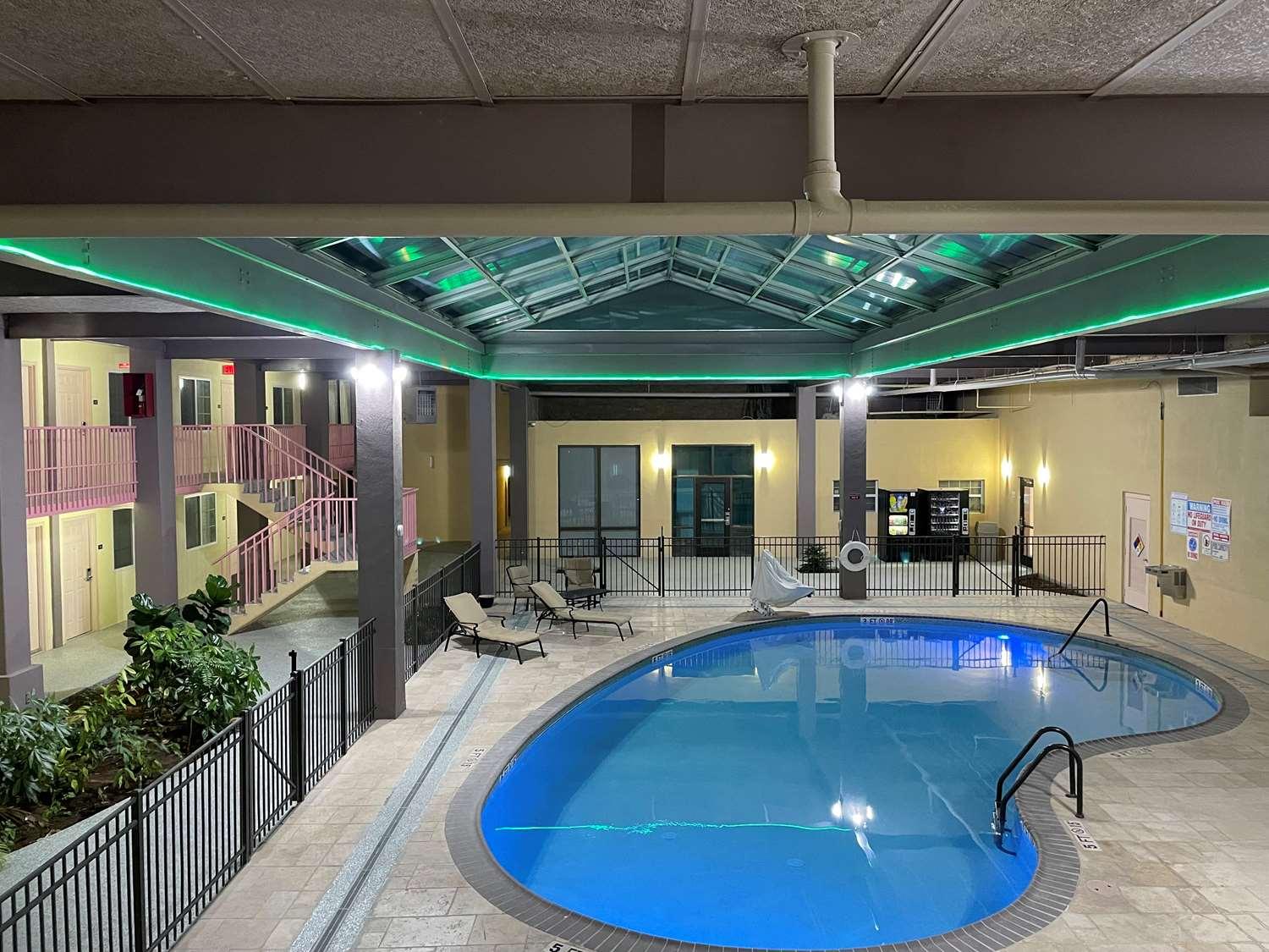 Surestay Plus Hotel By Best Western Odessa Exterior photo
