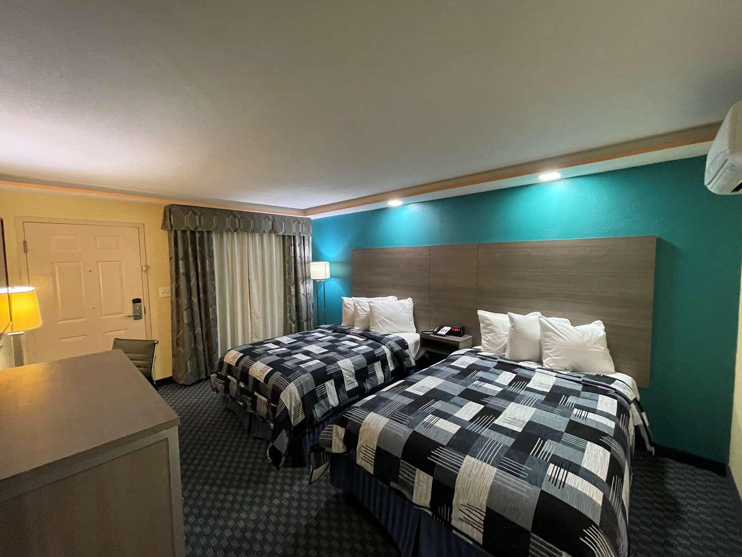 Surestay Plus Hotel By Best Western Odessa Exterior photo