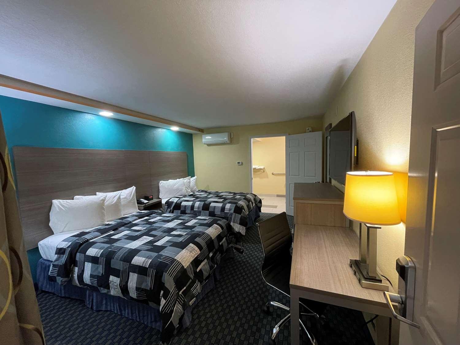 Surestay Plus Hotel By Best Western Odessa Exterior photo