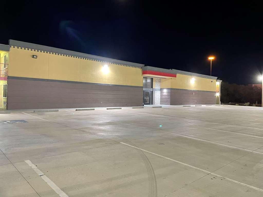 Surestay Plus Hotel By Best Western Odessa Exterior photo